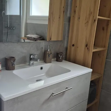 Le Aux Cerfs Alpesi faház *