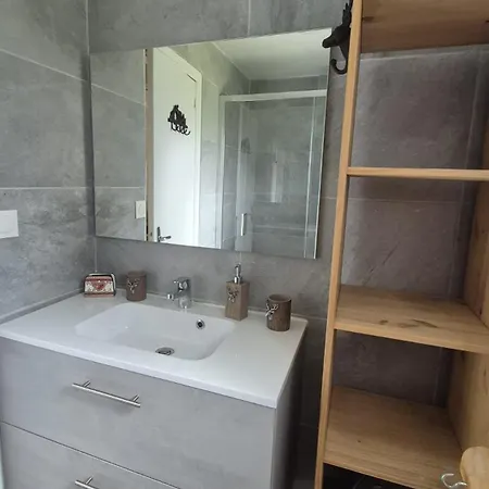 Le Aux Cerfs Chalet Campan